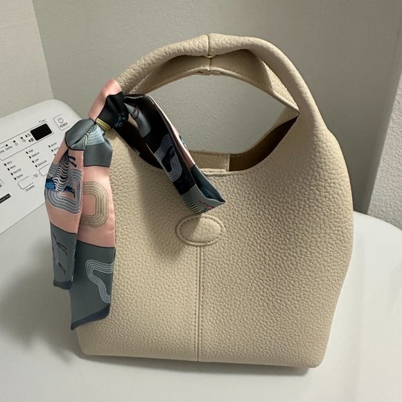 Leather bag with Make up bag by Namu - Picture 2 of 10